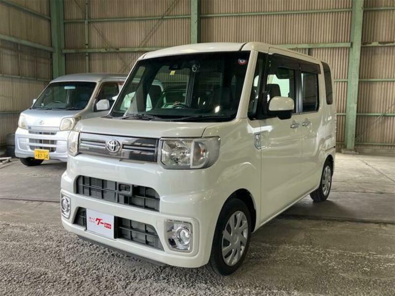 TOYOTA PIXIS MEGA