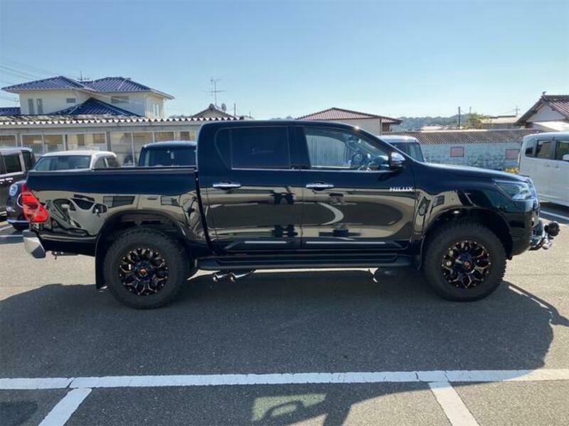 HILUX