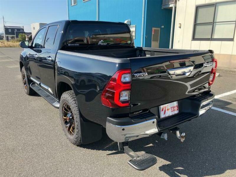 HILUX