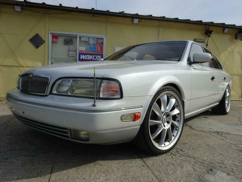 INFINITI Q45