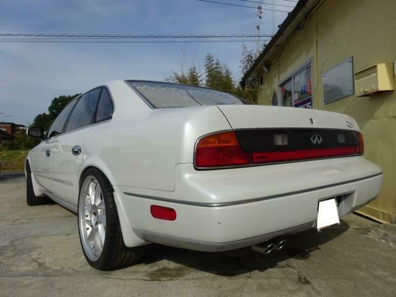 INFINITI Q45