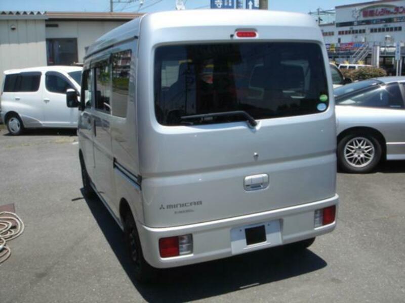 MINICAB VAN