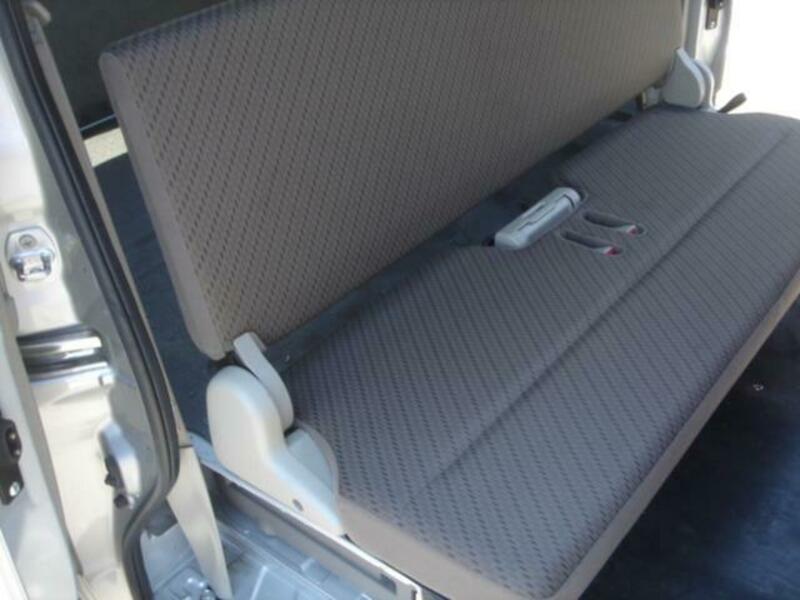 MINICAB VAN