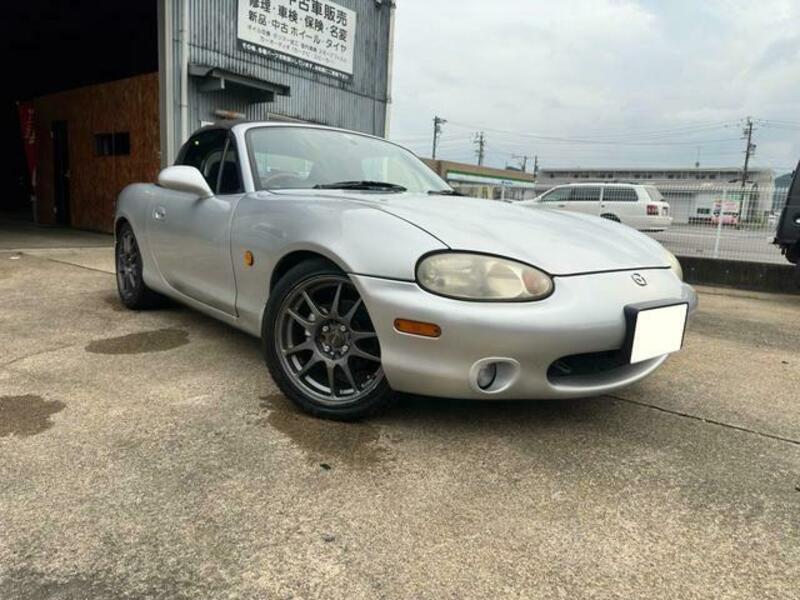 ROADSTER