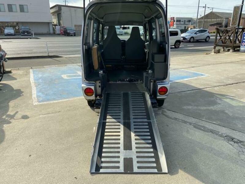 MINICAB VAN