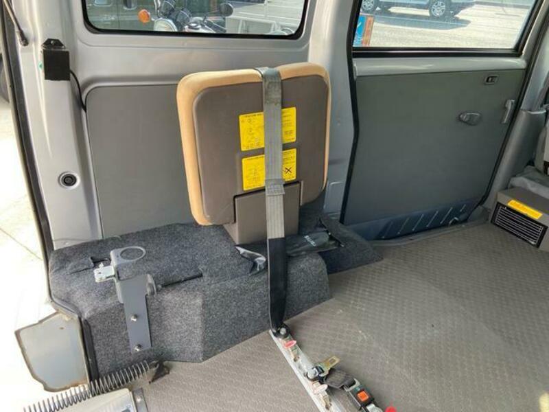 MINICAB VAN