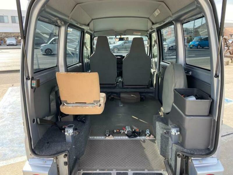 MINICAB VAN