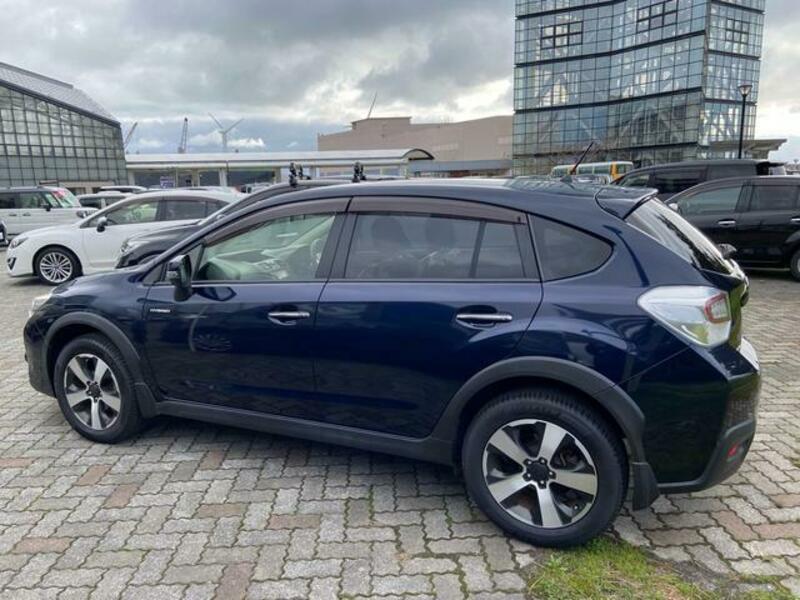 XV HYBRID
