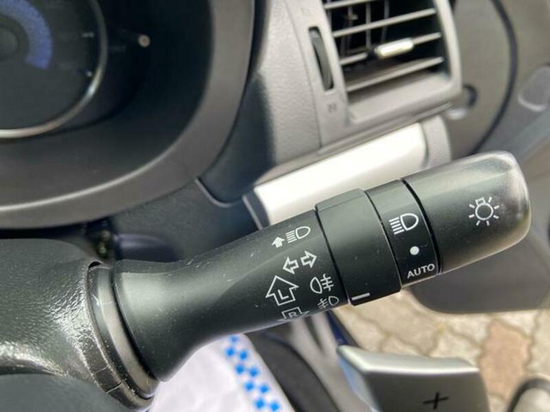 XV HYBRID