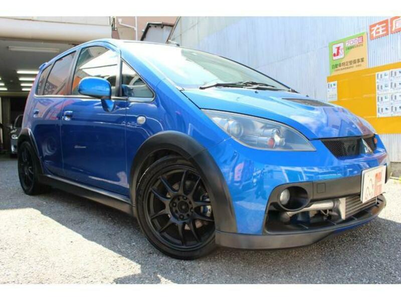 MITSUBISHI COLT