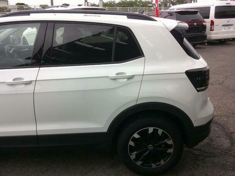 T CROSS