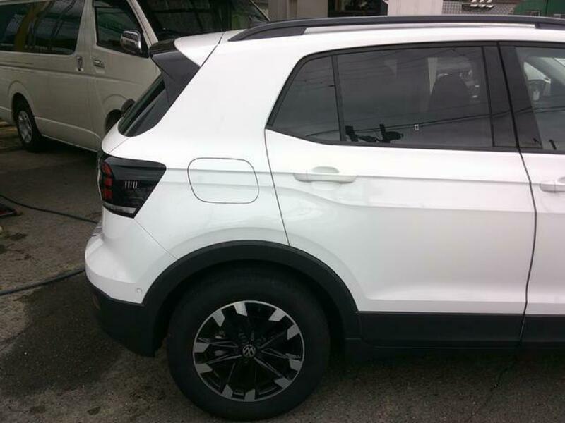 T CROSS