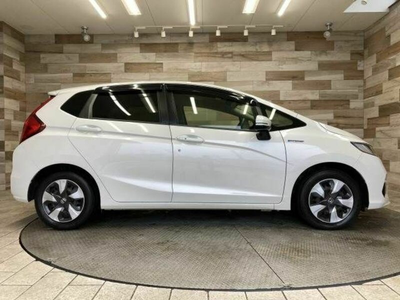 FIT HYBRID