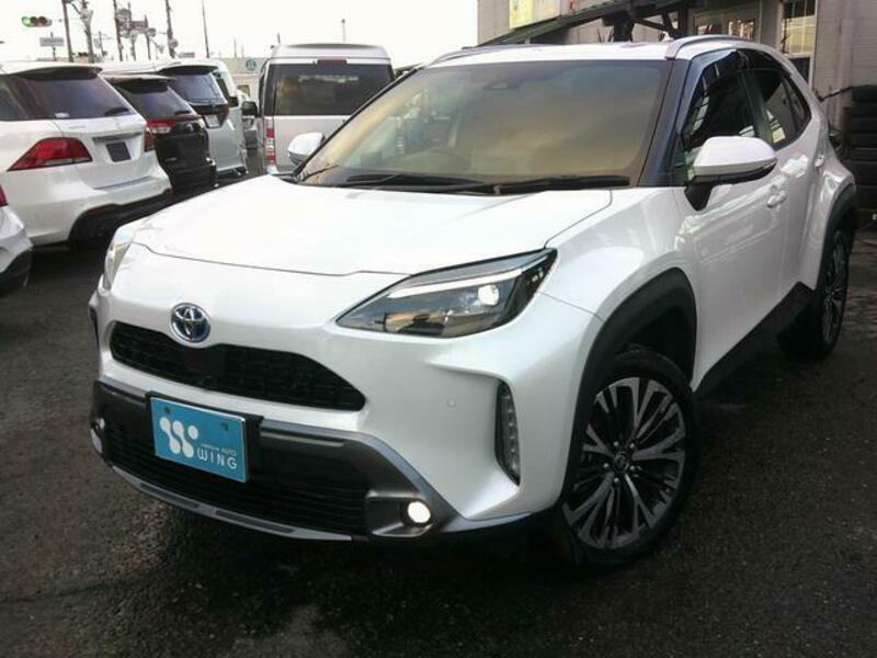 YARIS CROSS