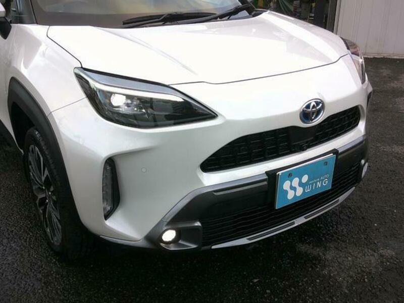 YARIS CROSS