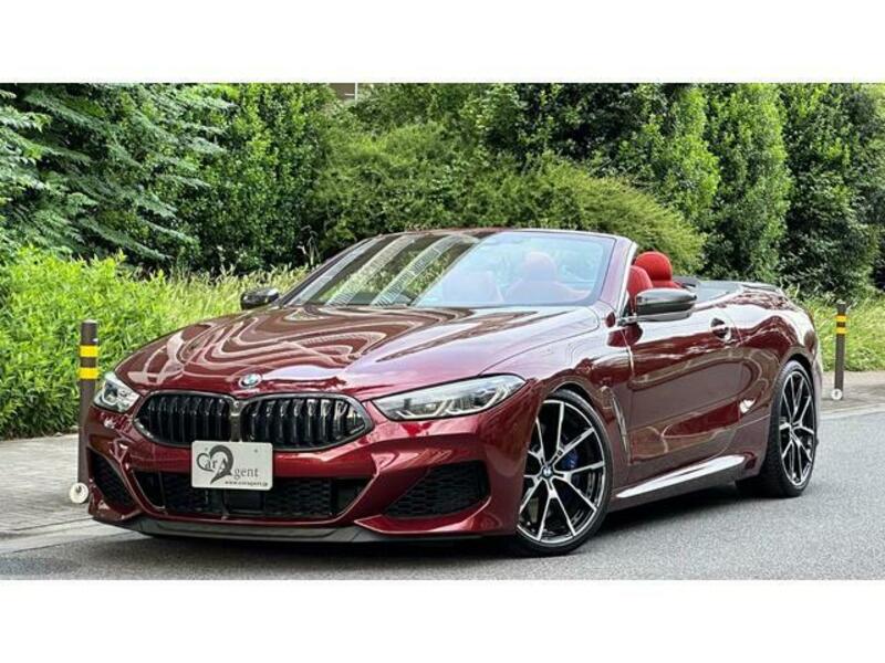 BMW 8 SERIES