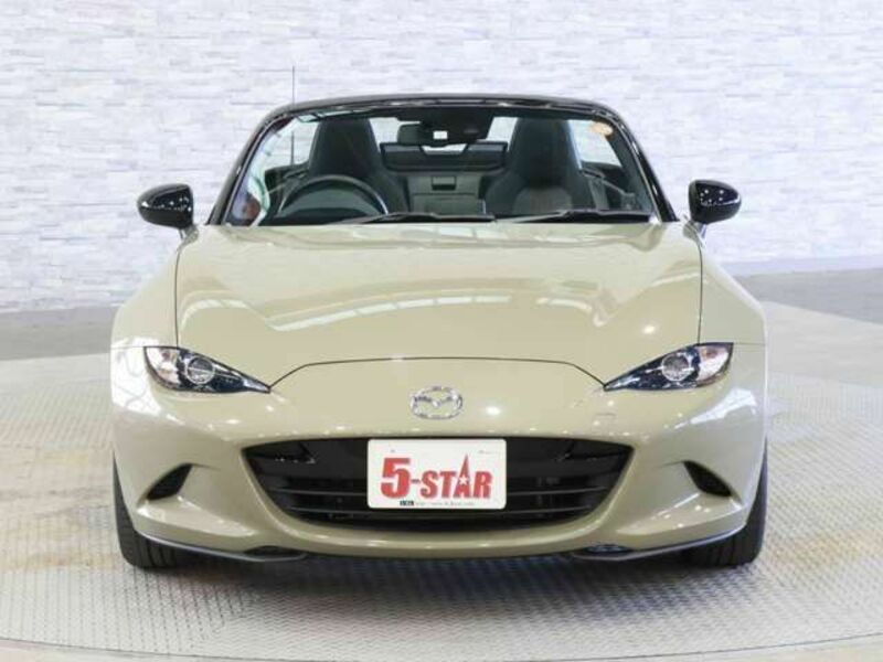ROADSTER