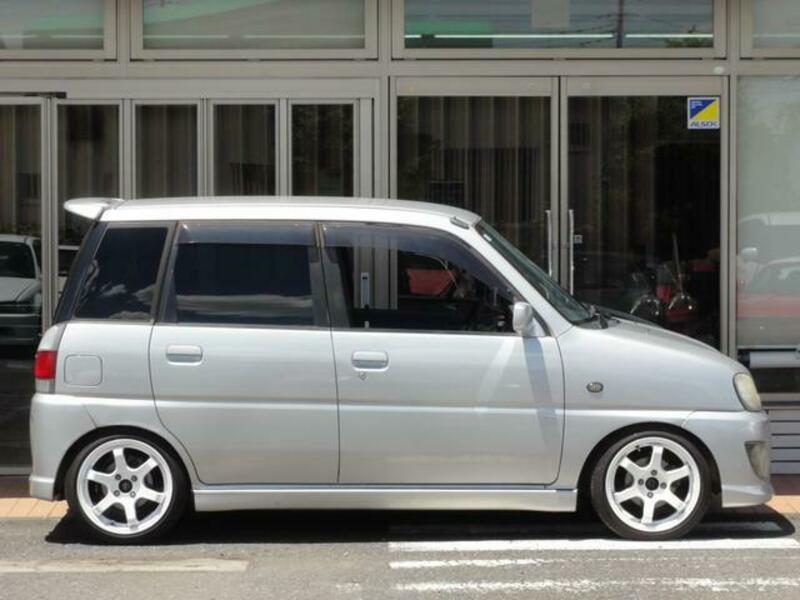PLEO