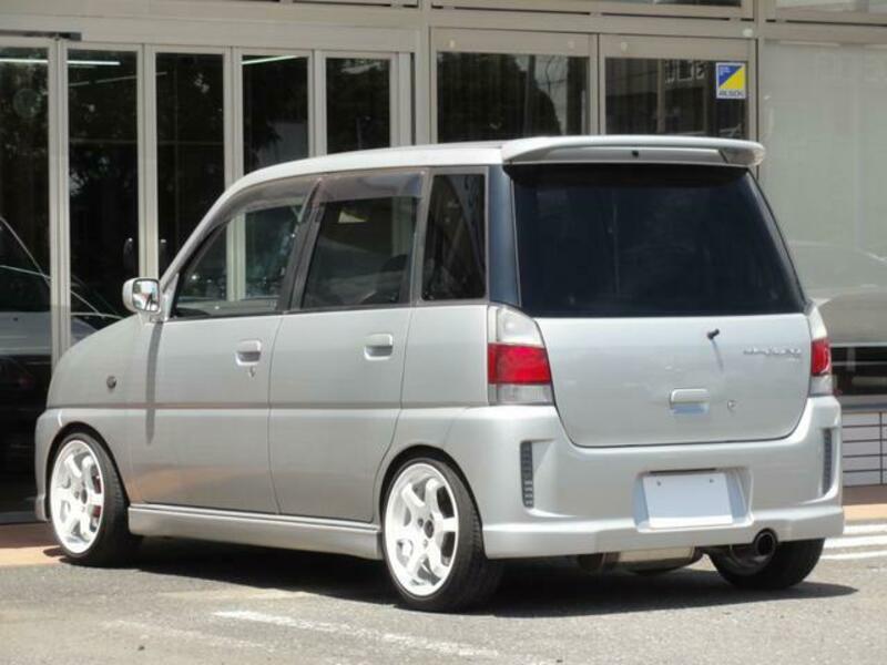 PLEO
