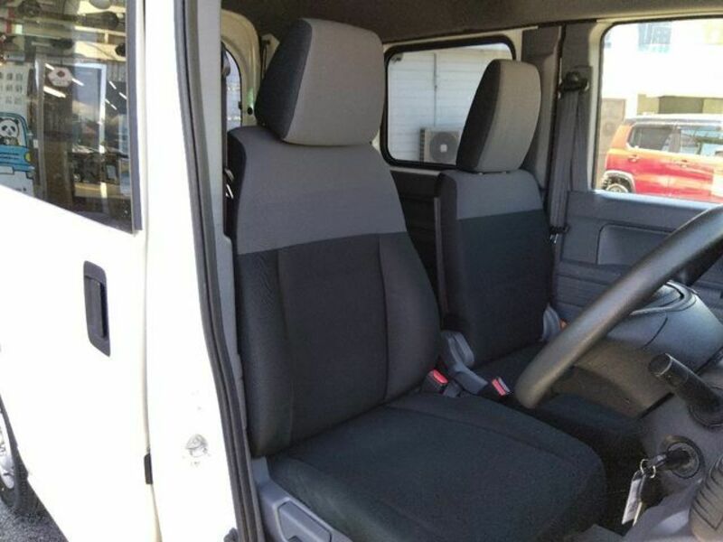N-VAN