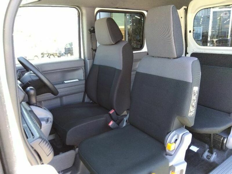 N-VAN