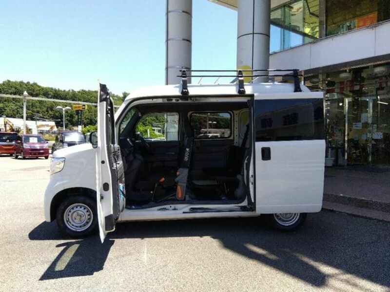 N-VAN