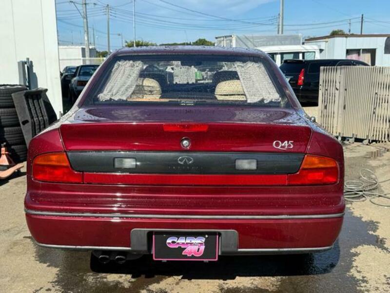 INFINITI Q45