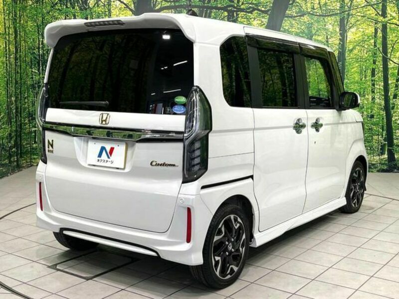 N BOX CUSTOM