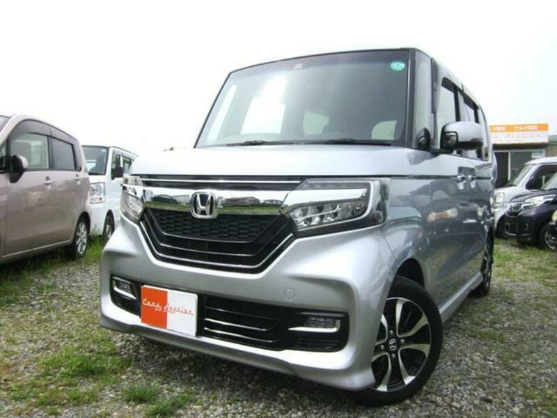 HONDA N BOX CUSTOM
