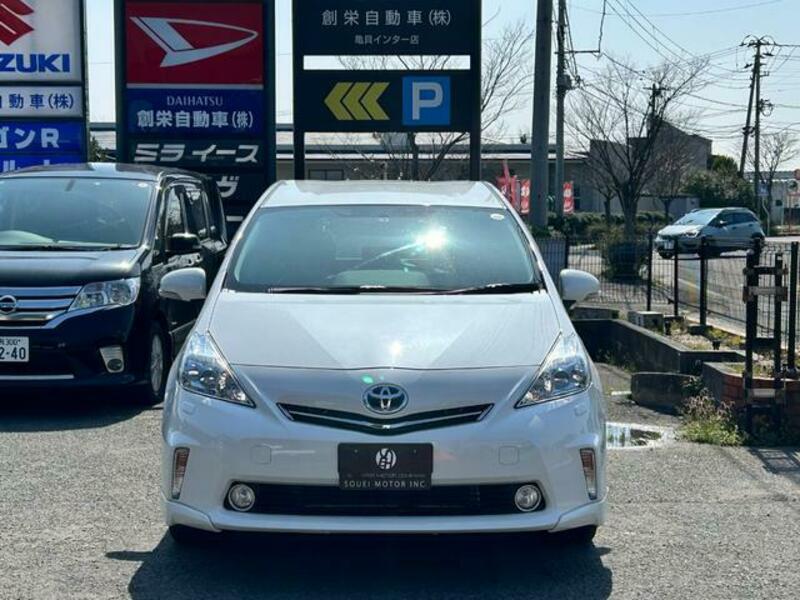 PRIUS ALPHA