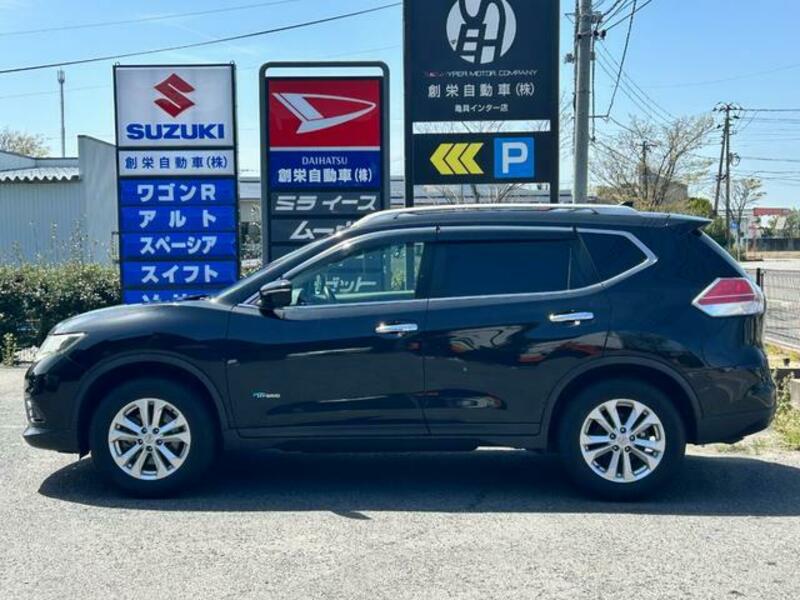 X-TRAIL
