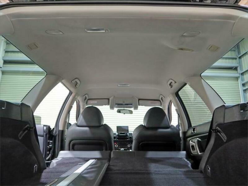LEGACY OUTBACK