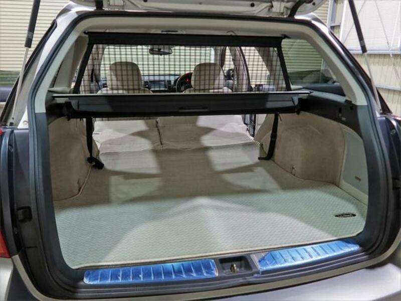 LEGACY OUTBACK
