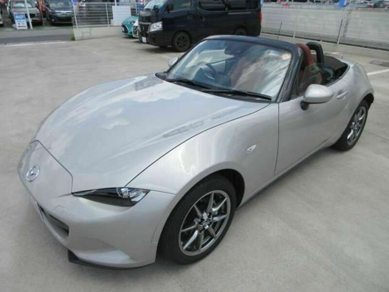 ROADSTER