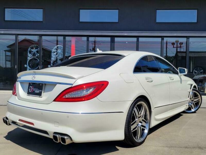 CLS-CLASS