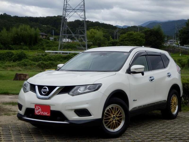 X-TRAIL