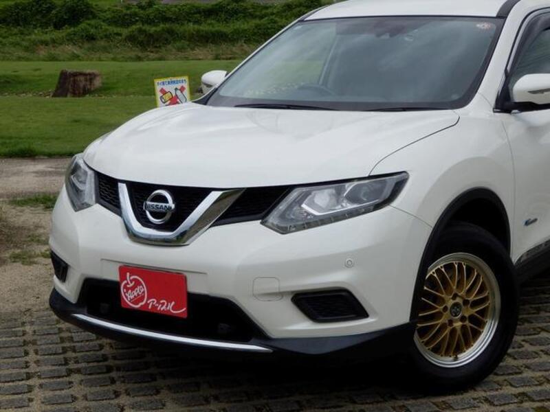 X-TRAIL