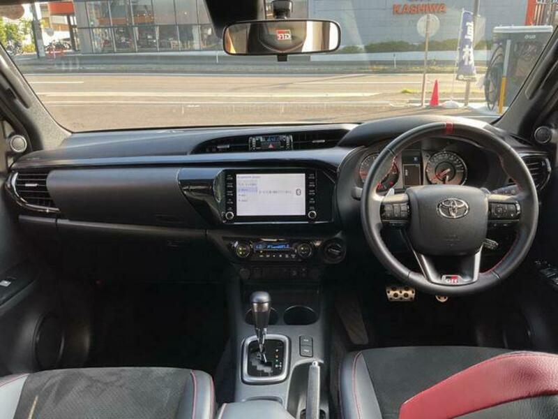 HILUX