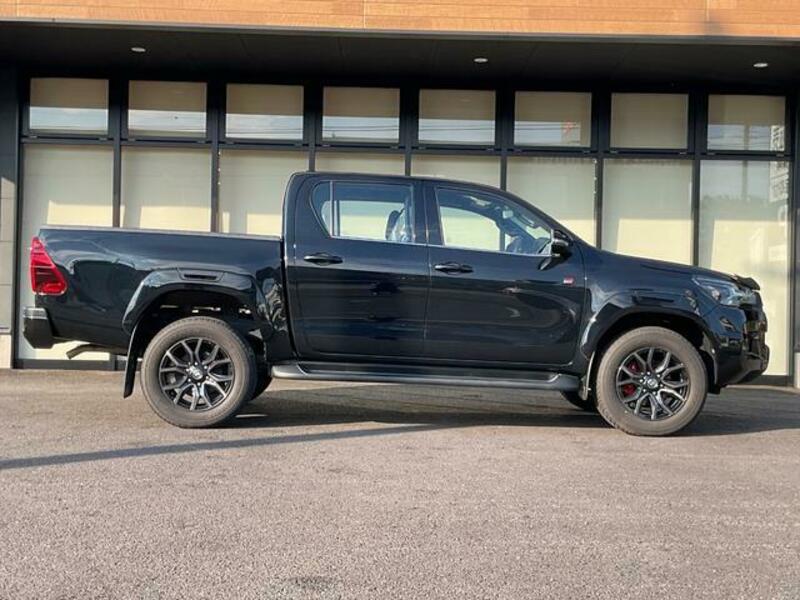 HILUX