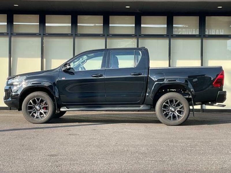 HILUX