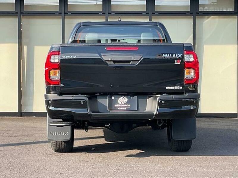 HILUX