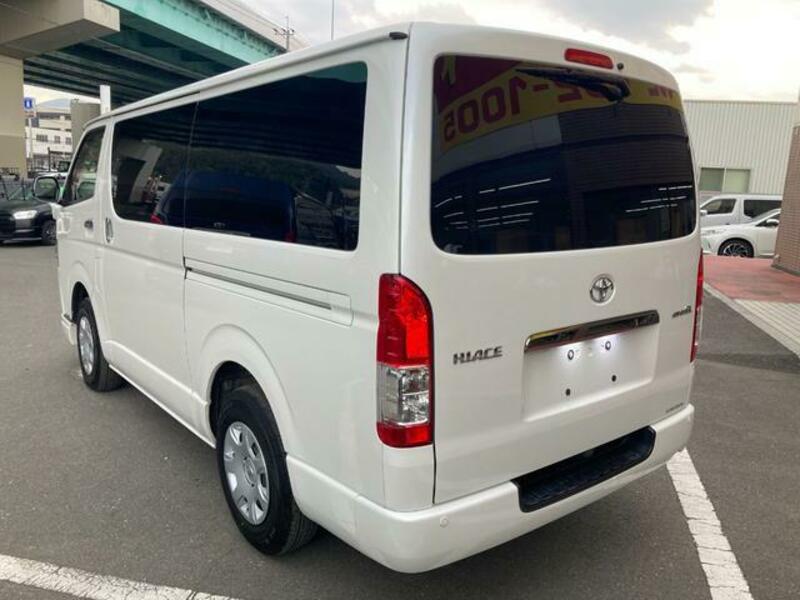 HIACE VAN
