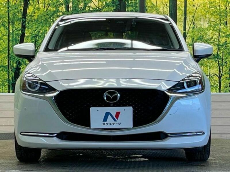 MAZDA2