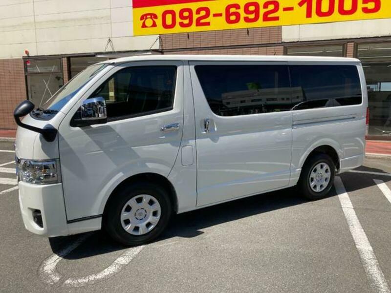 HIACE VAN
