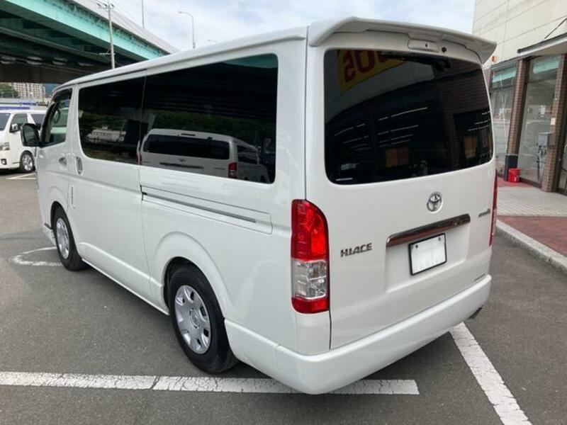 HIACE VAN