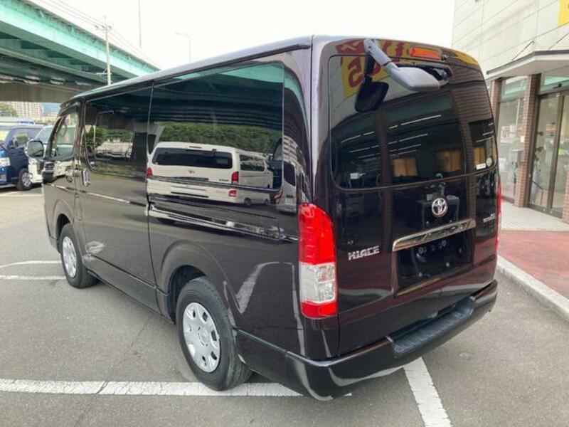 HIACE VAN