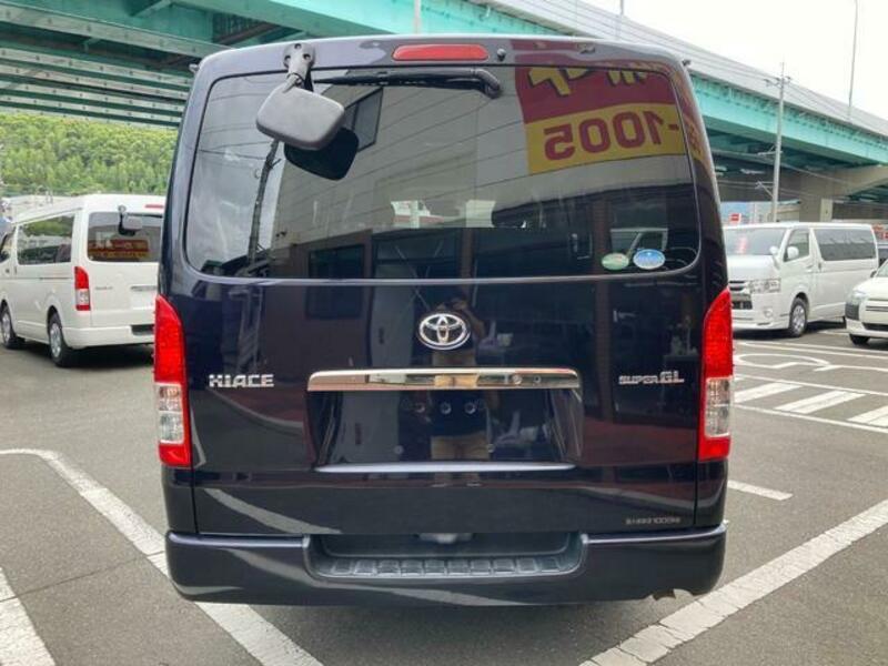 HIACE VAN