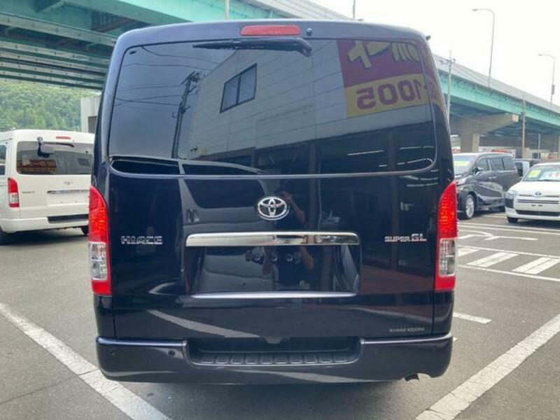 HIACE VAN