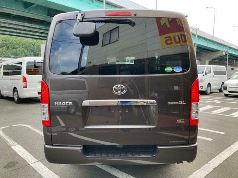 HIACE VAN