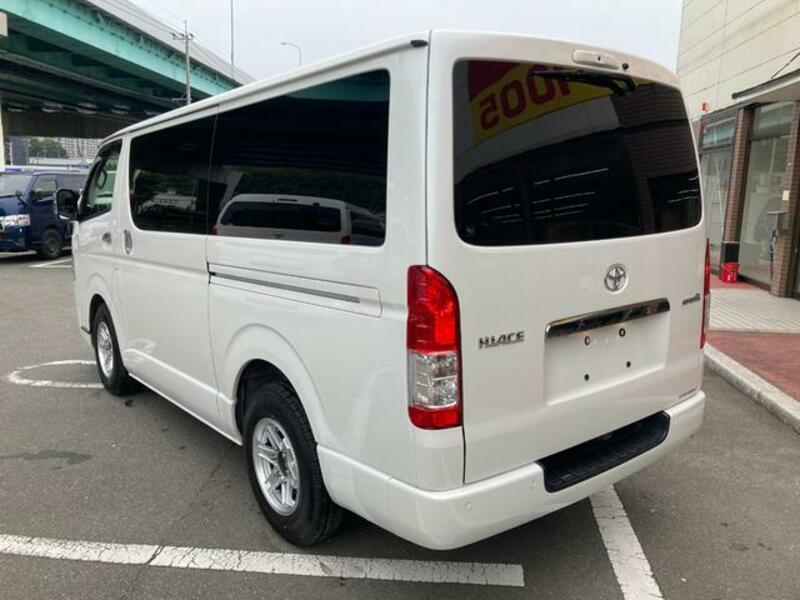 HIACE VAN